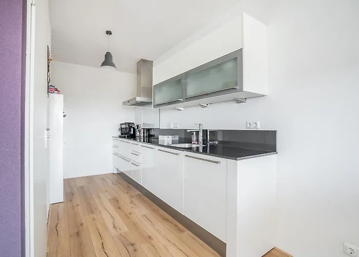 Modern Met Gratis Fietsen Apartment Breda